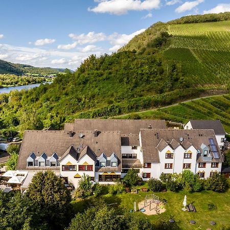 Weinhotel Restaurant Klostermuehle Ockfen Экстерьер фото