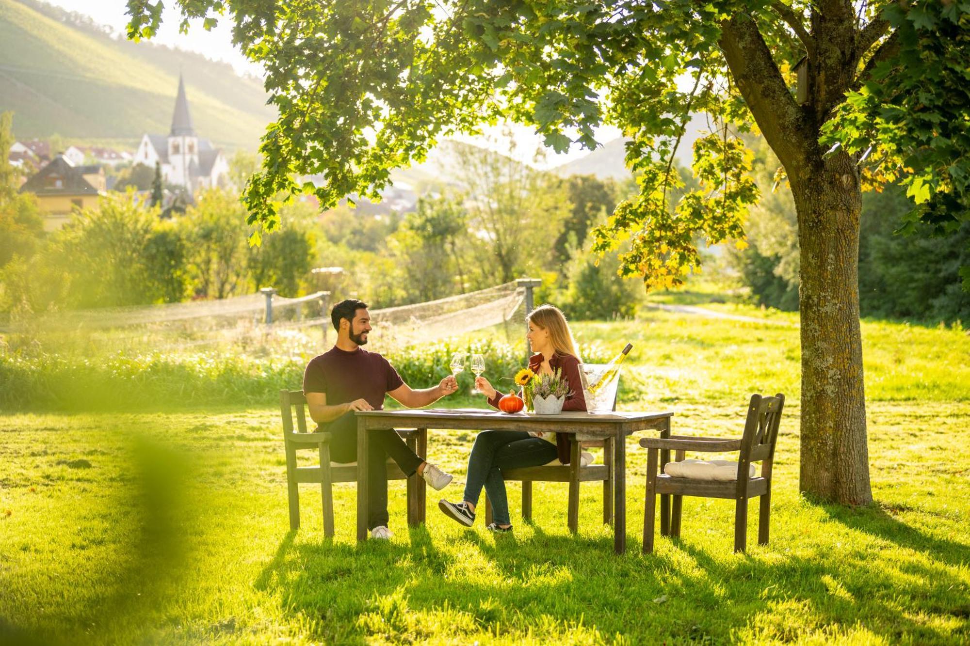 Weinhotel Restaurant Klostermuehle Ockfen Экстерьер фото